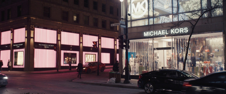 Victoria's Secret and Michael Kors Stores in To Catch a Killer (2023) - 371056