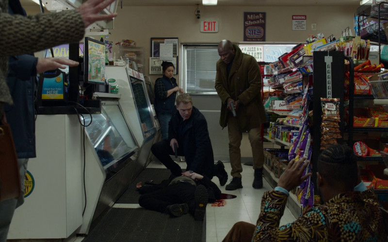 Beer Nuts, Reese's, Cap'n Crunch in The Blacklist S10E11 "The Man in the Hat" (2023)