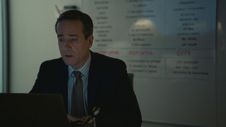 Dell Laptop Computer Used by Matthew Macfadyen as Tom Wambsgans in Succession S04E08 "America Decides" (2023) - 369721