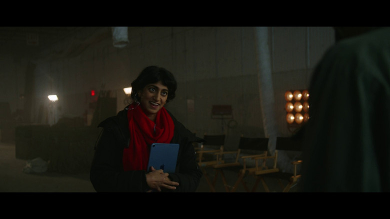 Apple iPad Tablet Held by Actress in Bupkis S01E06 "ISO" (2023) - 367151
