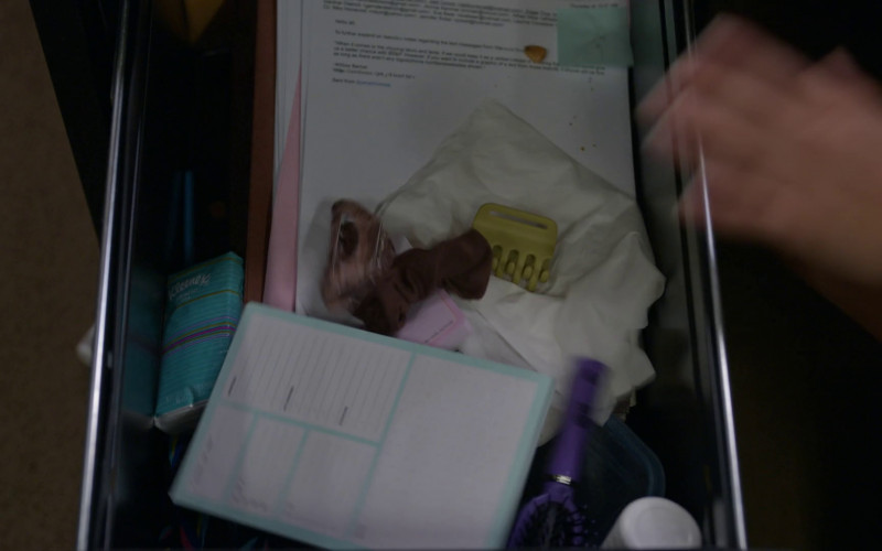 Kleenex Pocket Tissues in Not Dead Yet S01E13 "Not Just Yet" (2023)