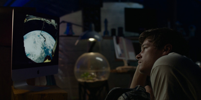 Apple iMac Computer Used by Kyle Allen as Alex McAllister in Space Oddity (2022) - 366173