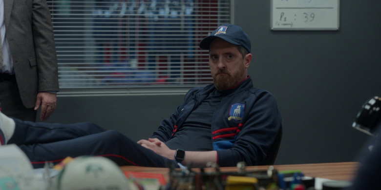 Apple Watch of Brendan Hunt as Coach Beard in Ted Lasso S03E08 "We'll Never Have Paris" (2023) - 366867