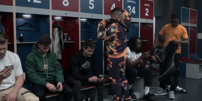 Nike Men's Outfits in Ted Lasso S03E08 "We'll Never Have Paris" (2023) - 366921