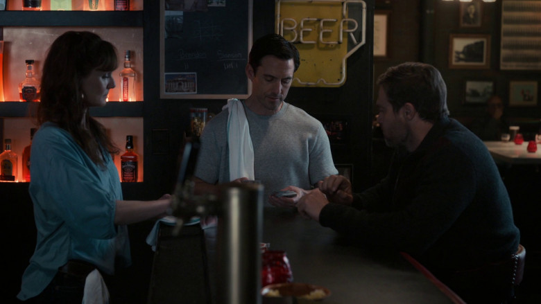 Jack Daniel's Whisky, Luksusowa Vodka and Jose Cuervo Tequila Bottles in The Company You Keep S01E09 "The Truth Shall Set You Free" (2023) - 366693