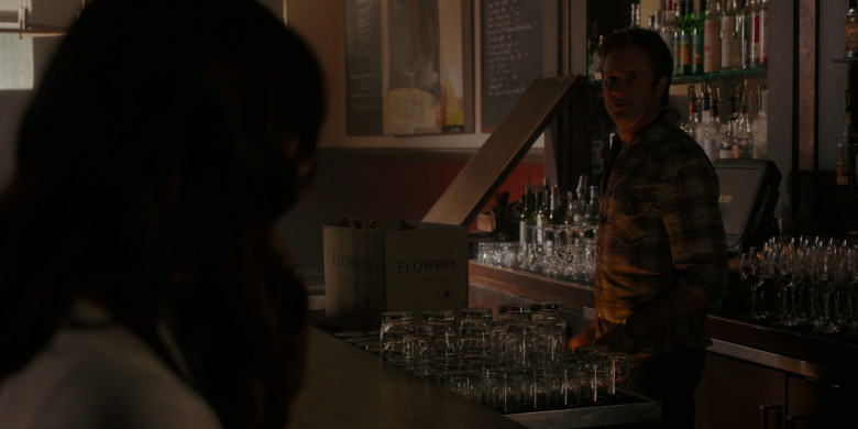 Flowers Vineyards & Winery Box in The Last Thing He Told Me S01E05 "The Never Dry" (2023) - 367488