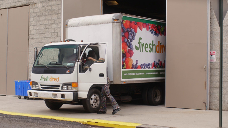 FreshDirect Grocery Delivery Service in The Other Two S03E02 "Brooke Drives an Armpit Across America" (2023) - 367574
