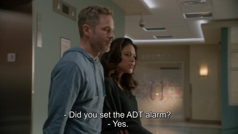 ADT Alarm in The Rookie S05E22 "Under Siege" (2023) - 366974