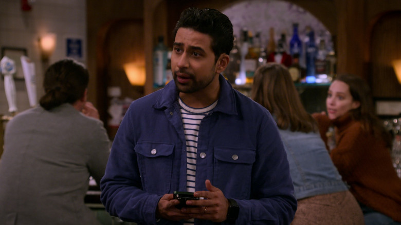Apple Watch Worn by Suraj Sharma as Sid in How I Met Your Father S02E17 "Out of Sync" (2023) - 381382