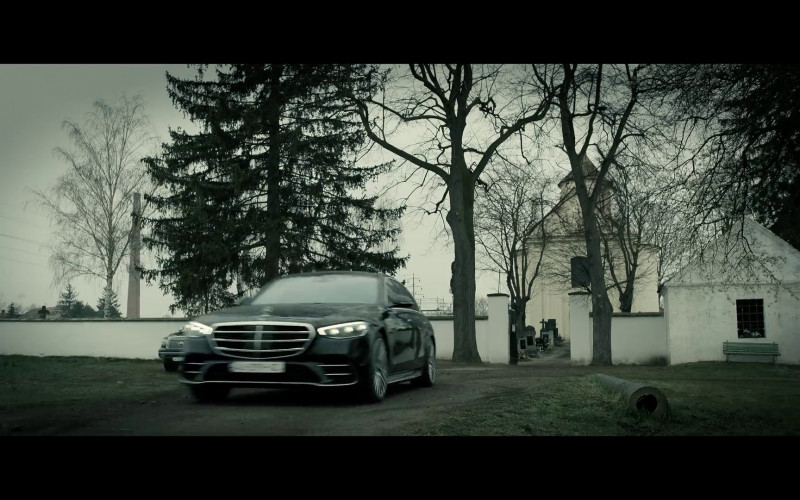 Mercedes-Benz S-Class Car in Extraction 2 (2023)