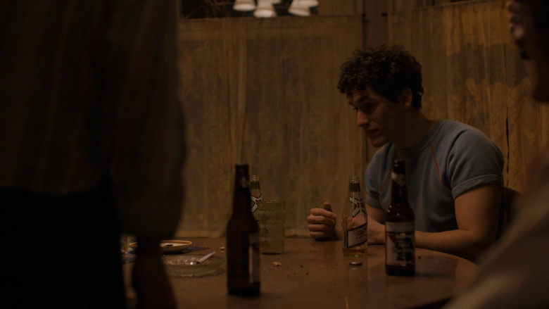 Miller High Life and Pabst Blue Ribbon Beer in The Crowded Room S01E02 "Sanctuary" (2023) - 378297