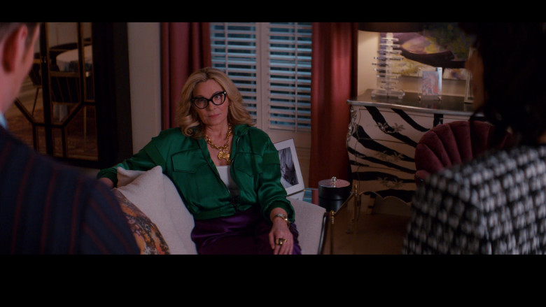 Tom Ford Eyeglasses of Kim Cattrall as Madolyn Addison in Glamorous S01E09 "Come Thru" (2023) - 380787