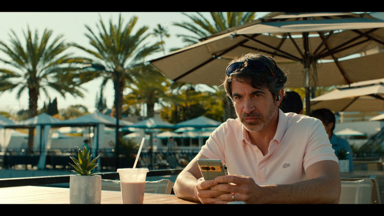 Google Pixel Android Smartphone of Chris Messina as Nathan Bartlett in Based on a True Story S01E03 "Who's Next" (2023) - 377305