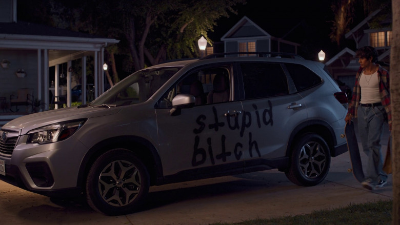 Subaru SUV in Never Have I Ever S04E02 "...gotten sweet revenge" (2023) - 377489