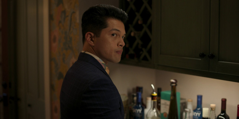 Skyy Vodka Bottles in With Love S02E03 "Lily's Double Quinceañera" (2023) - 376107
