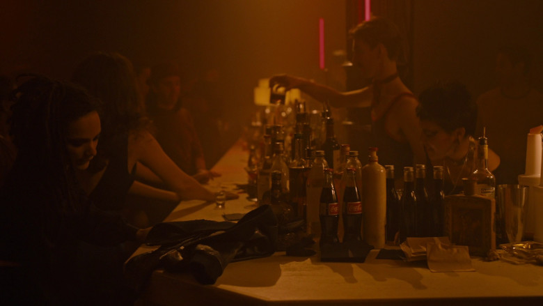 Coca-Cola Bottles and Campari in The Crowded Room S01E02 "Sanctuary" (2023) - 378270