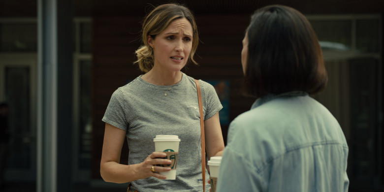 Starbucks Coffee in Platonic S01E06 "The Big Two Six" (2023) - 379005