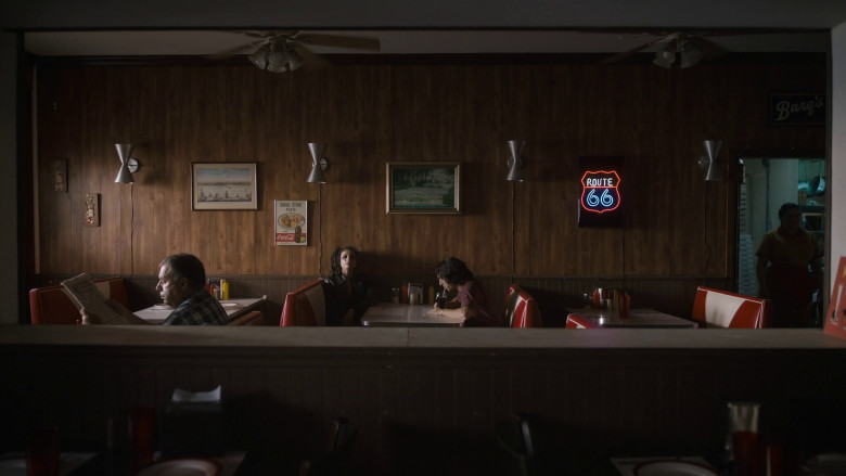 Coca-Cola and Barq's Sign in The Crowded Room S01E03 "Murder" (2023) - 378334