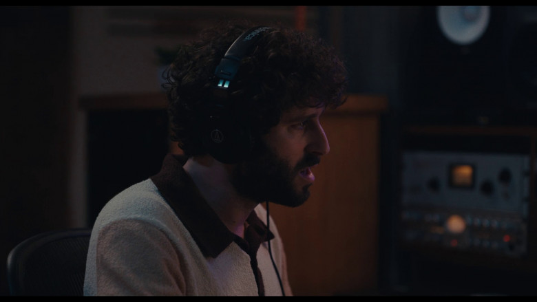 Audio-Technica Headphones of Lil Dicky in Dave S03E10 "Looking for Love" (2023) - 375674