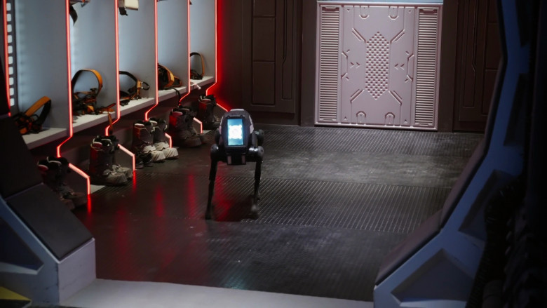 AITX RADDOG Quadruped Robot in Stars on Mars S01E03 "Fire in the Hole" (2023) - 379960