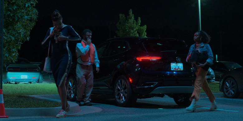 Buick Envision Car in Swagger S02E02 "18" (2023) - 381895