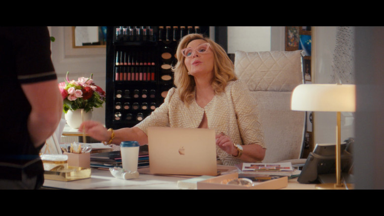 Apple MacBook Laptops in Glamorous S01E06 "We Are at Capacity" (2023) - 380625