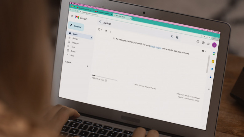 Gmail in The Other Two S03E09 "Cary Pays Off His Student Loans" (2023) - 381091