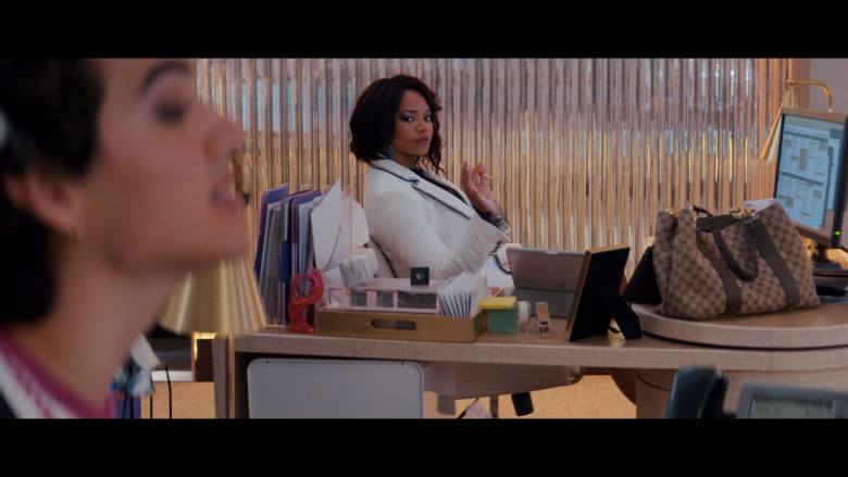 Apple iPad and Gucci Bag in Glamorous S01E08 "Are You on the List?" (2023) - 380711