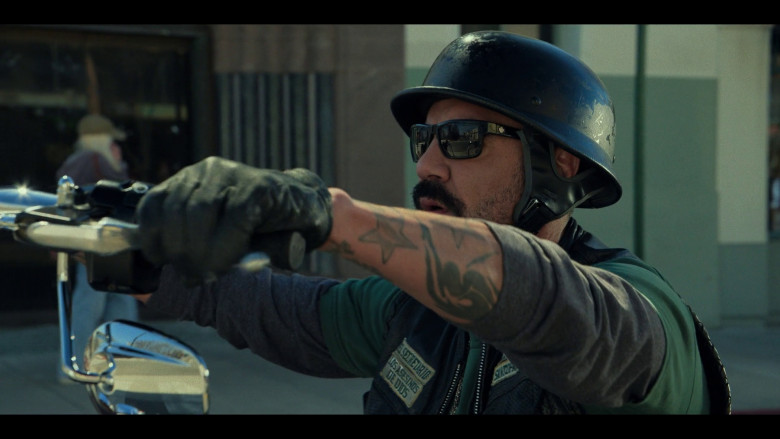 SPY Optic Men's Sunglasses in Mayans M.C. S05E05 "I Want Nothing But Death" (2023) - 379217