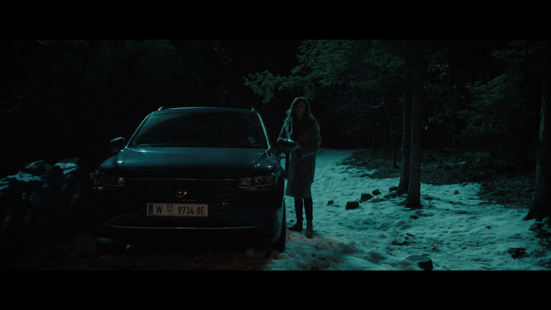 Volkswagen (VW) Car of Olga Kurylenko as Mia in Extraction 2 (2023) - 379486