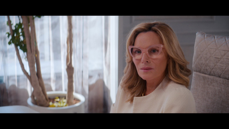 Tom Ford Eyeglasses Worn by Kim Cattrall as Madolyn Addison in Glamorous S01E02 "Secret Location" (2023) - 380435