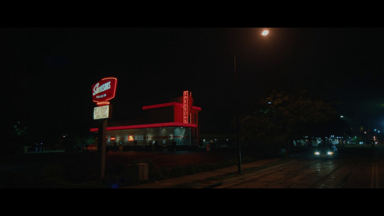 Swensons Drive-In Restaurant in Shooting Stars (2023) - 376551