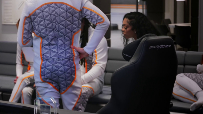 DXRacer Gaming Chairs in Stars on Mars S01E01 "The Experiment Begins" (2023) - 378696