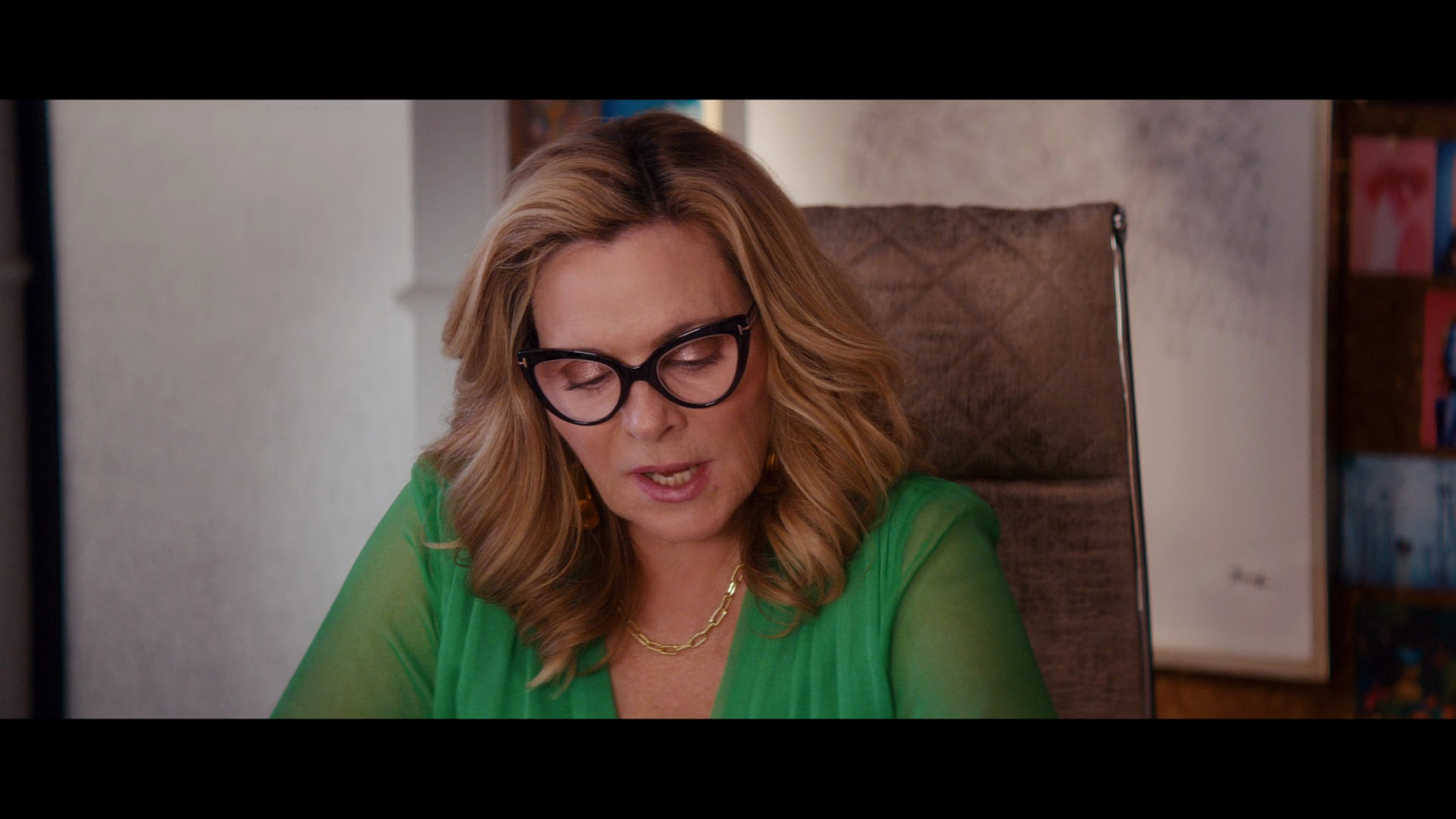 Tom Ford Glasses Of Kim Cattrall As Madolyn Addison In Glamorous S01E01 ...