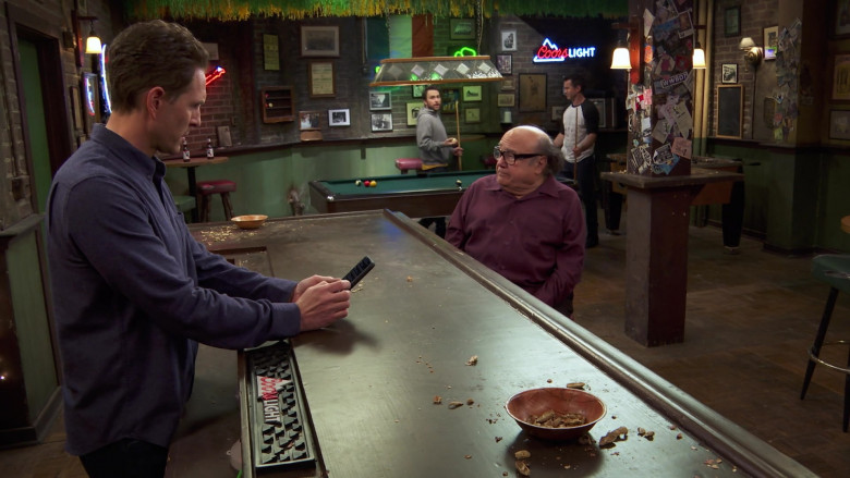 Coors Light in It's Always Sunny in Philadelphia S16E07 "The Gang Goes Bowling" (2023) - 383813