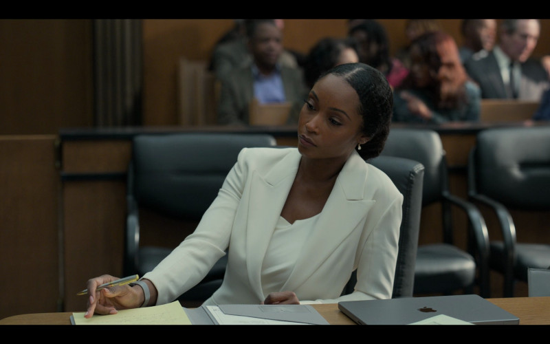 #1021 – The Lincoln Lawyer Season 2 Episode 3 (Timecode – H00M17S00)