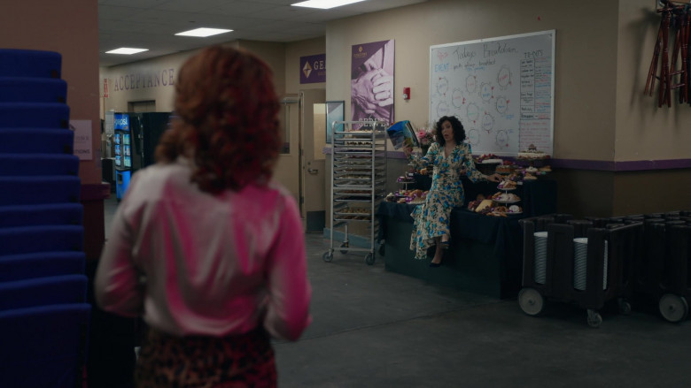 Pepsi Vending Machine in The Righteous Gemstones S03E06 "For Out of the Heart Comes Evil Thoughts" (2023) - 384425