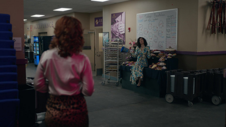 Pepsi Vending Machine in The Righteous Gemstones S03E06 "For Out of the Heart Comes Evil Thoughts" (2023) - 384426