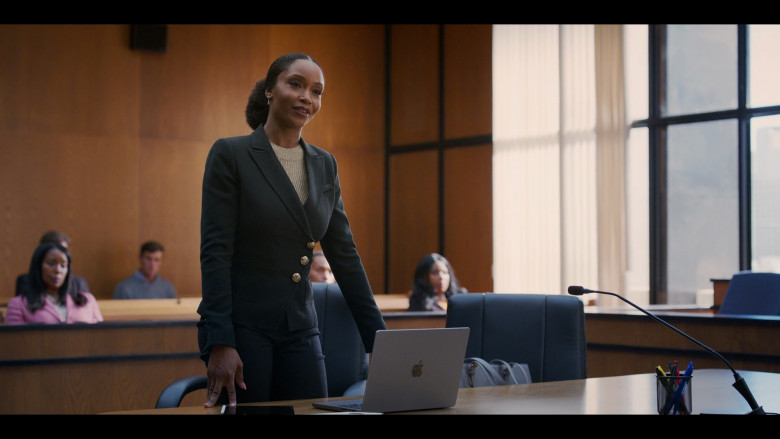 Apple MacBook Laptops in The Lincoln Lawyer S02E05 "Suspicious Minds" (2023) - 382559