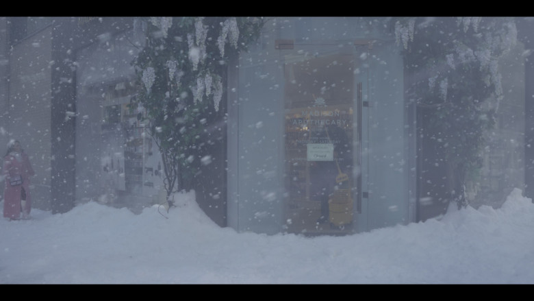 The Madison Apothecary Pharmacy in And Just Like That... S02E06 "Bomb Cyclone" (2023) - 384898