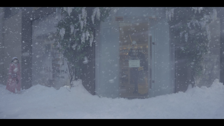 The Madison Apothecary Pharmacy in And Just Like That... S02E06 "Bomb Cyclone" (2023) - 384899