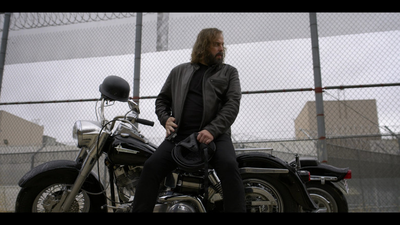 Harley-Davidson Motorcycle of Angus Sampson as Cisco in The Lincoln Lawyer S02E01 "The Rules of Professional Conduct" (2023) - 382385
