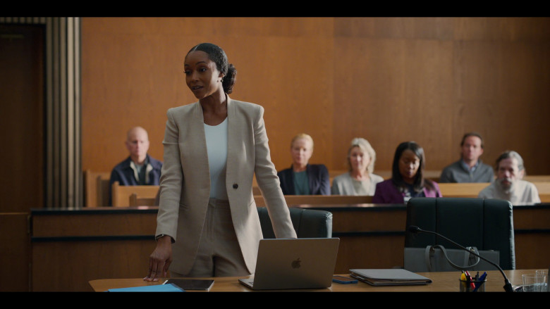Apple MacBook Laptops in The Lincoln Lawyer S02E05 "Suspicious Minds" (2023) - 382562