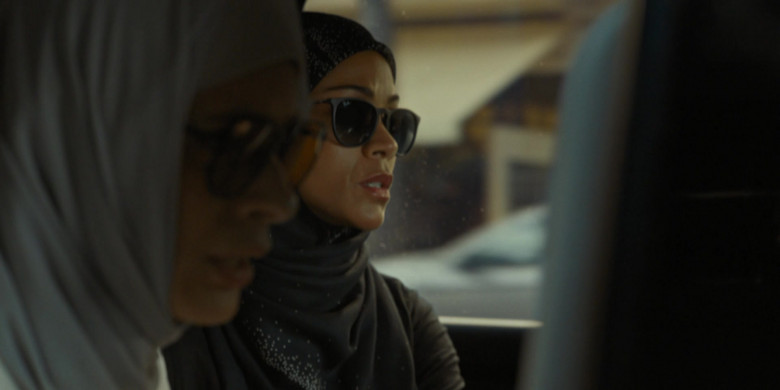 Ray-Ban Erika Women's Sunglasses Worn by Zoe Saldaña as Joe in Special Ops: Lioness S01E01 "Sacrificial Soldiers" (2023) - 385291