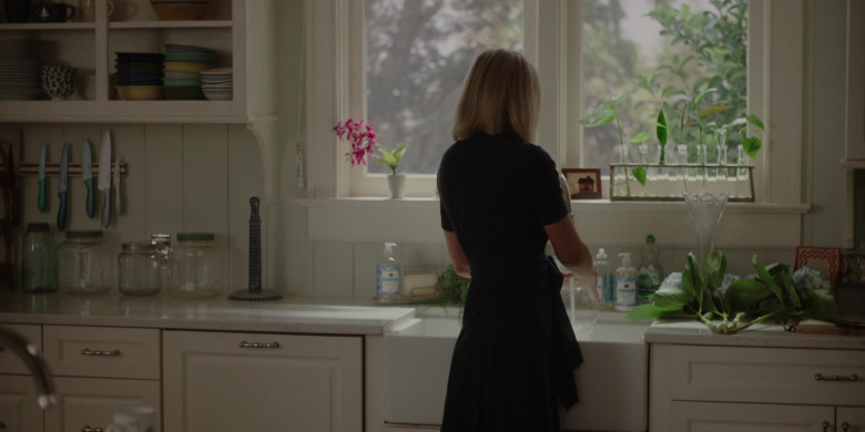 Seventh Generation Dishwashing Liquid in The Summer I Turned Pretty S02E04 "Love Game" (2023) - 385197