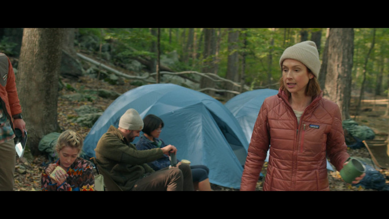 Patagonia Women's Jacket Worn by Ellie Kemper as Helen in Happiness for Beginners (2023) - 385881