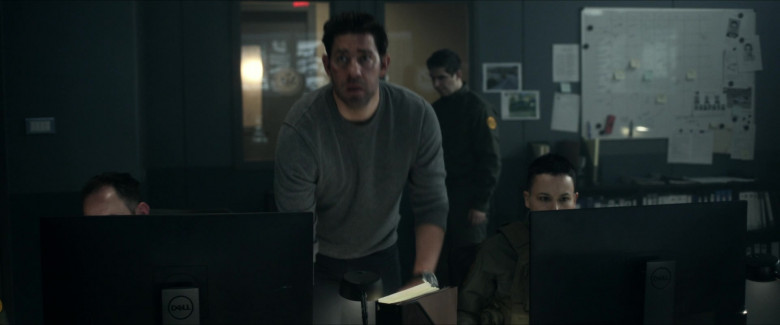 Dell Monitors in Tom Clancy's Jack Ryan S04E06 "Proof of Concept" (2023) - 384050