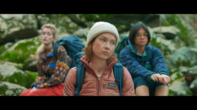 Patagonia Women's Jacket Worn by Ellie Kemper as Helen in Happiness for Beginners (2023) - 385884