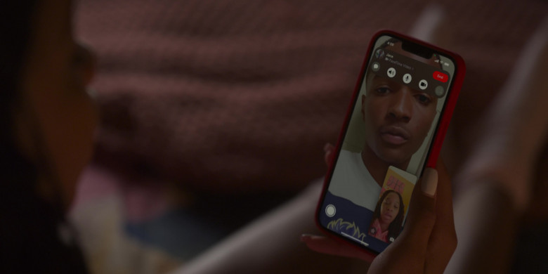 Apple FaceTime App in Swagger S02E06 "Jace + Crystal" (2023) - 386607