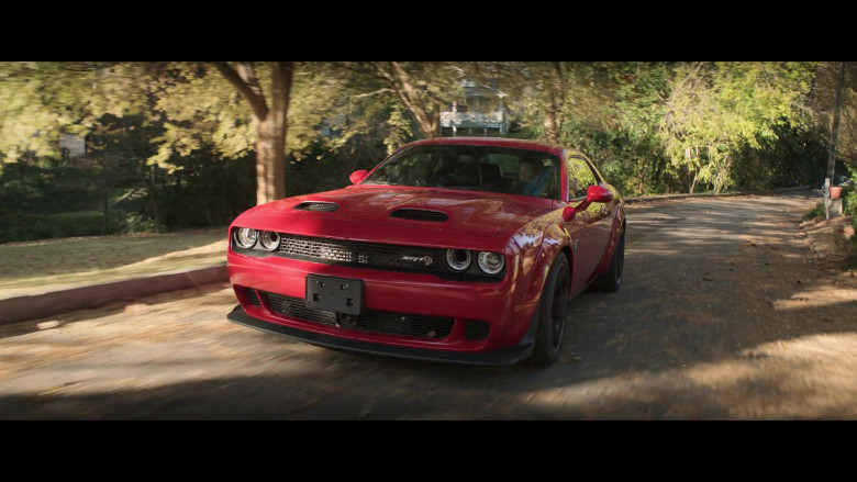 Dodge Challenger SRT Red Car of Pierce Brosnan as Billy McDermott in The Out-Laws (2023) - 382774